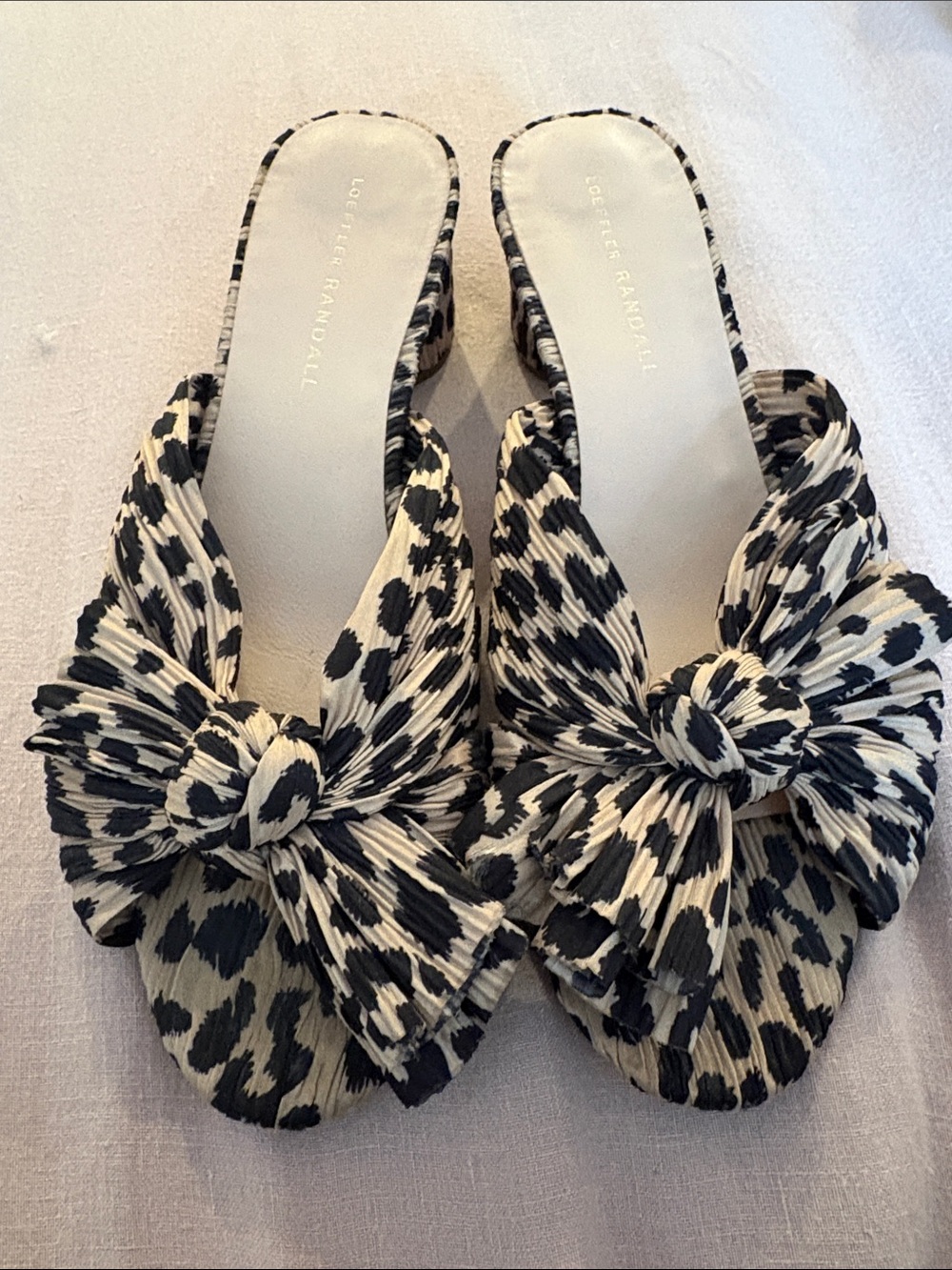 Loeffler Randall Black and Cream Knotted Leopard-Print Slide Mules in excellent